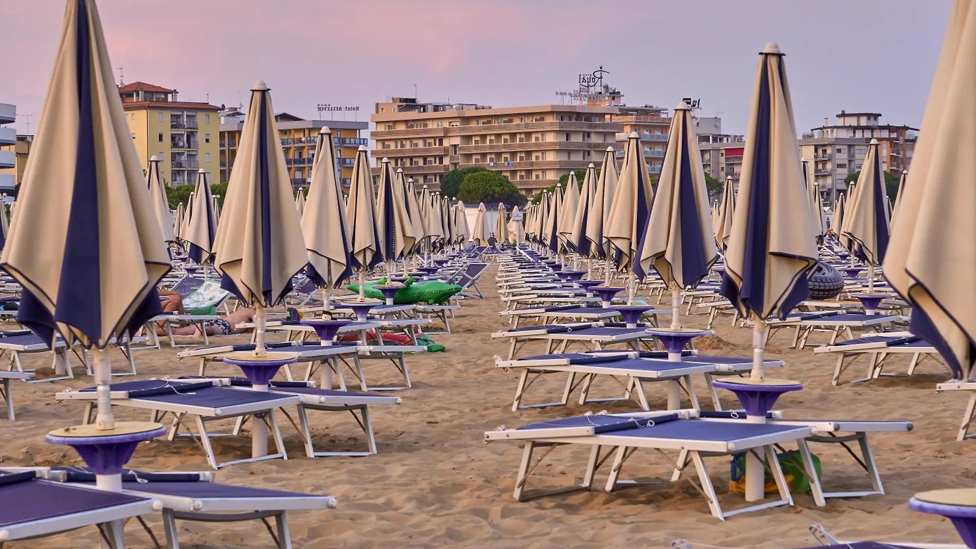Apartment Extra Comfort In Bibione Spiaggia - Beahost